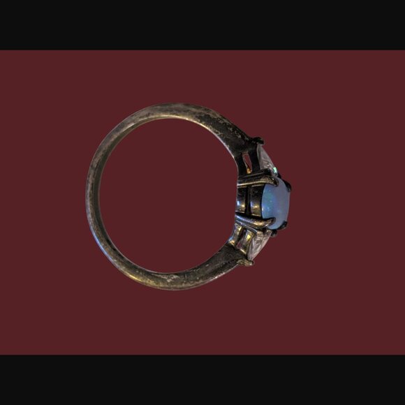 Vintage Avon 925 Sterling Silver Oxidized Opal And CZ Size 8 Ring - Picture 9 of 11